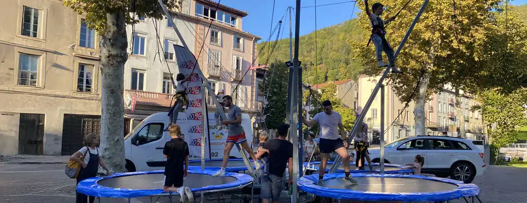 Trampoline a Elastiques Trampoline a Elastiques